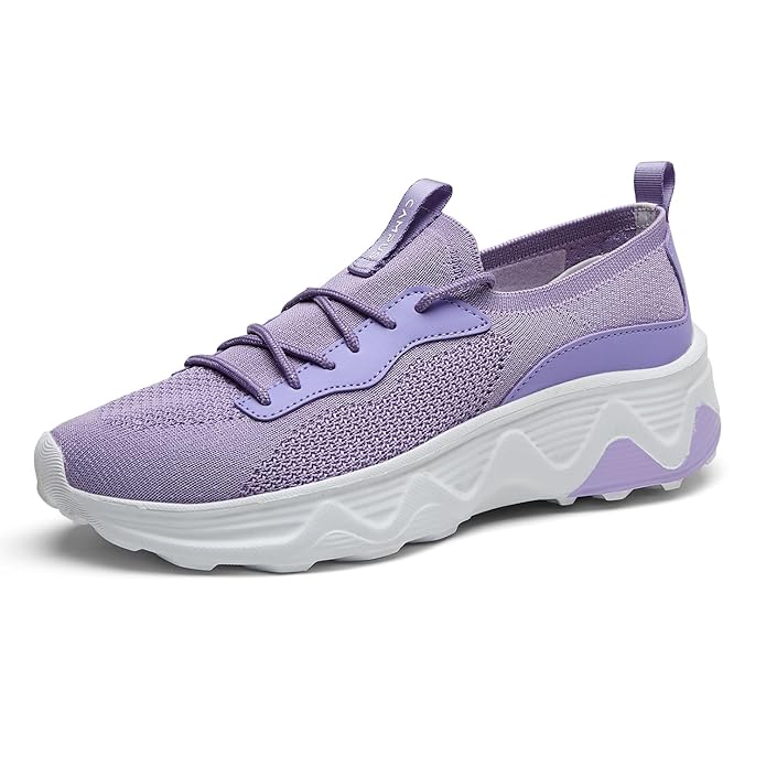 Campus Cleat Women's Lace-Up Walking Shoes