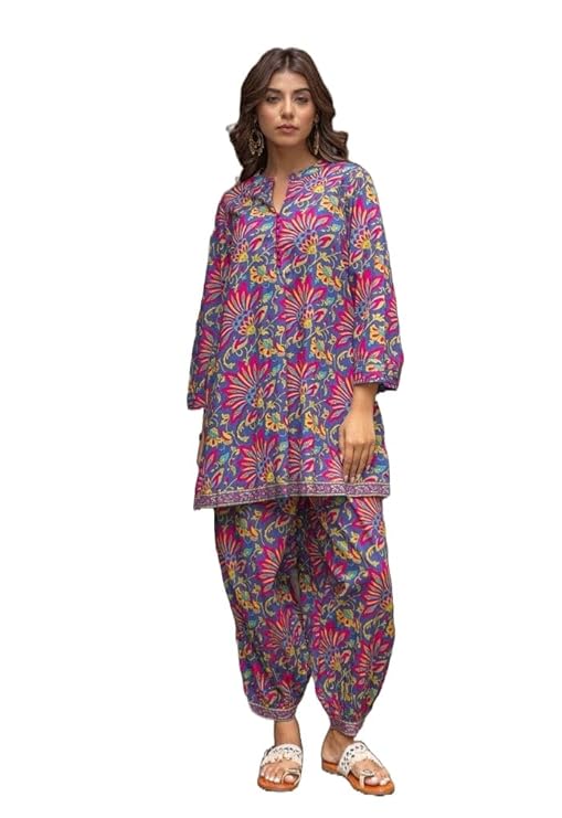 LookMark Women’s Kurta Ethnic Finesse Redefined: Add a Touch of Grace to Your Wardrobe with Our Cotton Blend Printed Kurti Pant Sets