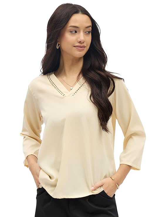 SheWill White Printed Top with Contrast Tipping Stylish Ethnic and Western Tops for Women Summer Travel Wear Trendy Tops for Jeans Lightweight Comfortable Casual