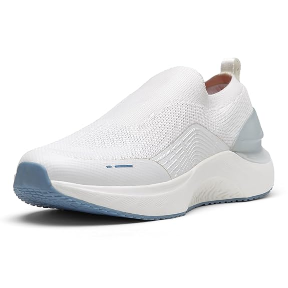 Campus Men Flynn Walking Shoes