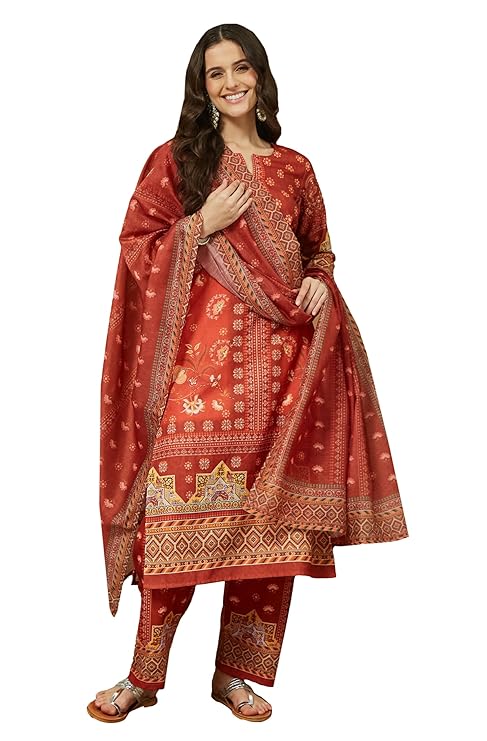Janasya Women’s Rust Orange Cotton Blend Floral Printed Pakistani Straight Kurta Set